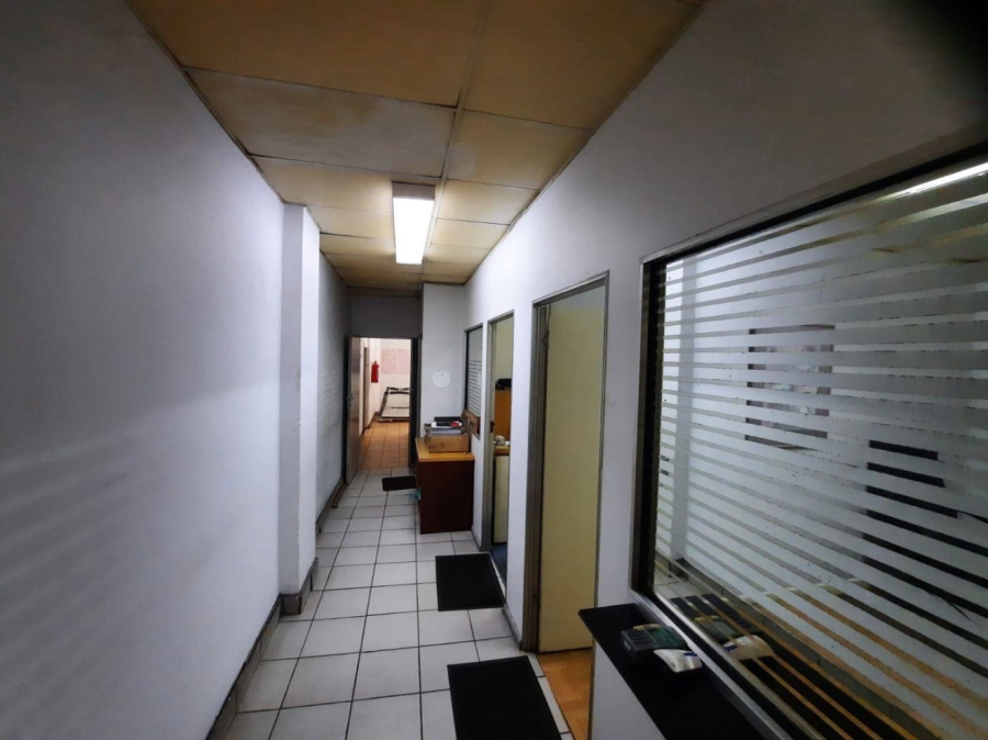 To Let commercial Property for Rent in Parow East Western Cape